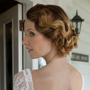 vintage bride hairstyle