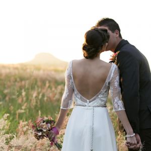 vintage bride hair style