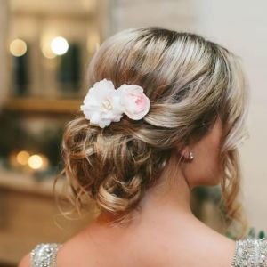 modern hairstyle for bride